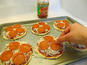 Easy and Delicious Mini Biscuit Pizza Recipe for Kids