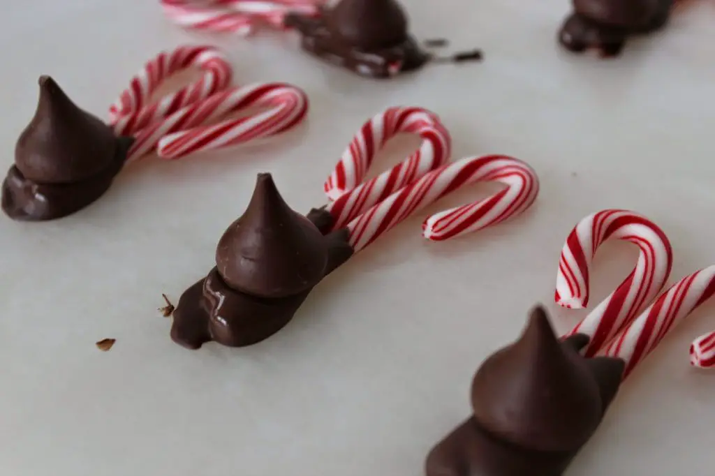 Candy Cane Reindeer Recipe