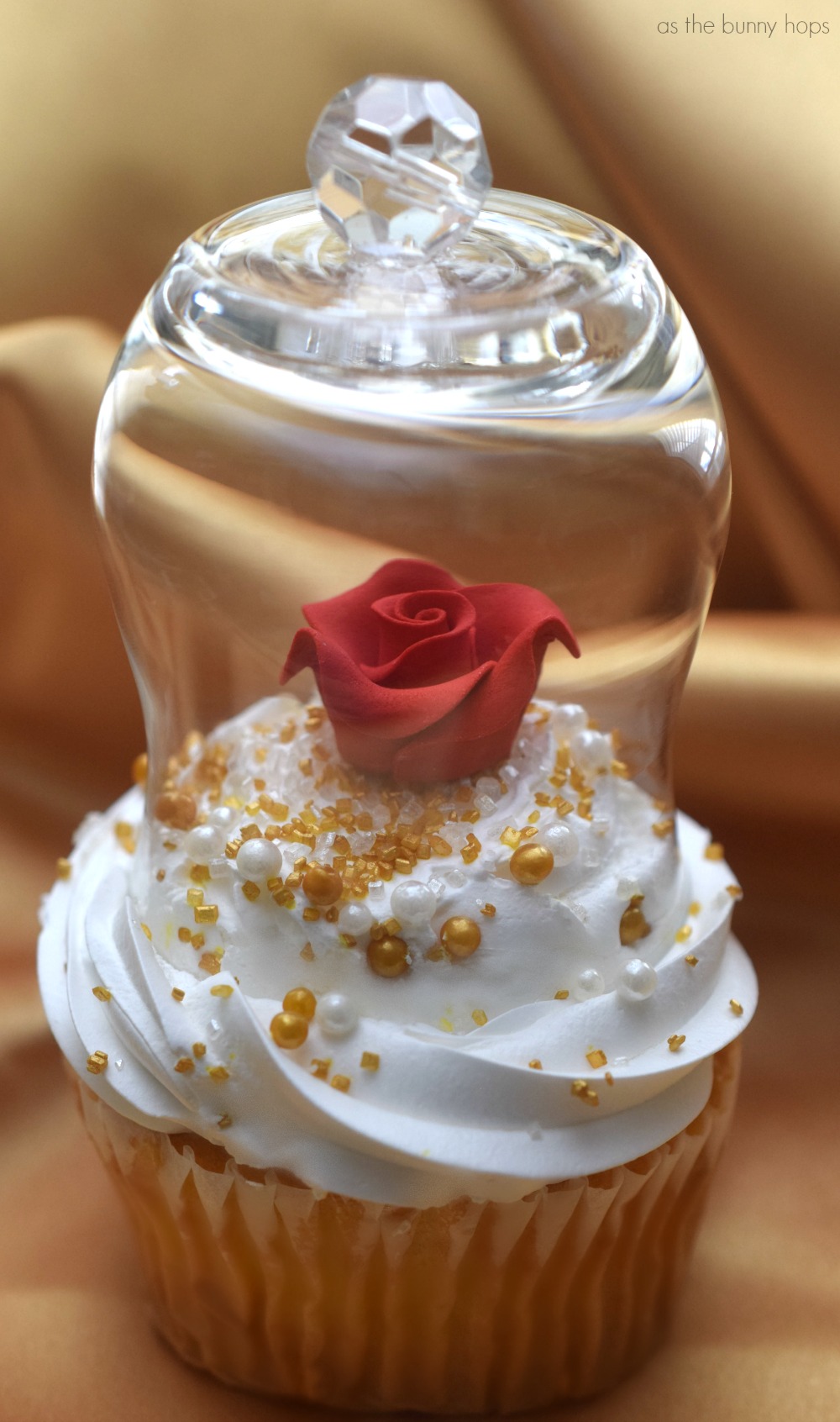 Beauty-and-the-Beast-Enchanted-Rose-Cupcake