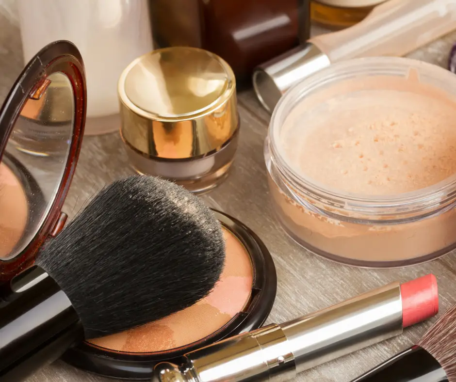 Makeup Tips and Tricks and Hacks for Busy Moms