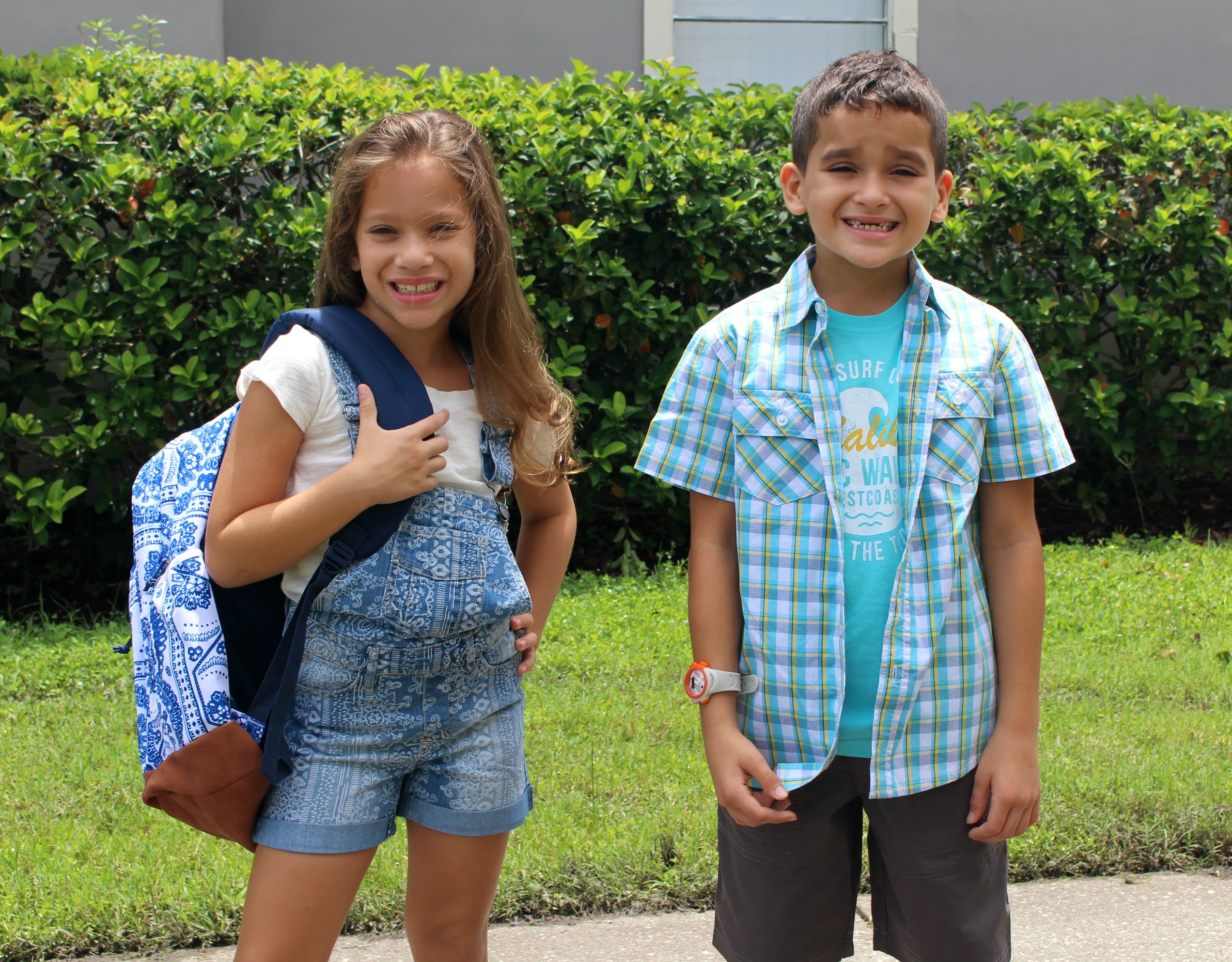 Gear-Up-With-Sears-first-day-of-school-twins