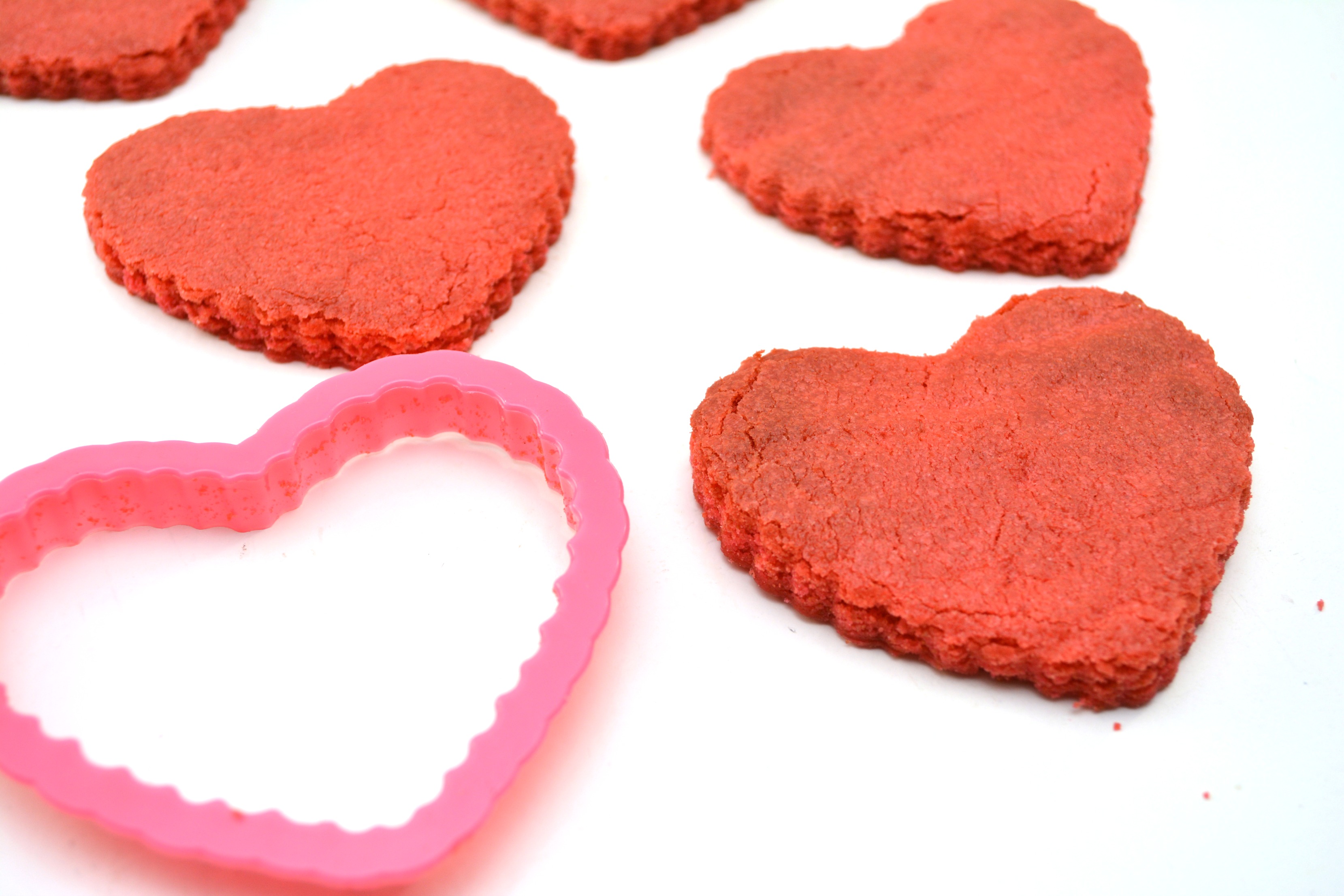 Disney-Trip-Reveal-Idea-Cookies-Recipe-Valentine-honeymoon-heart