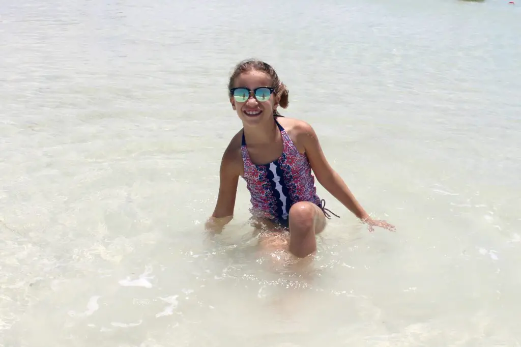 Tips for the Perfect beach day with kids cabana