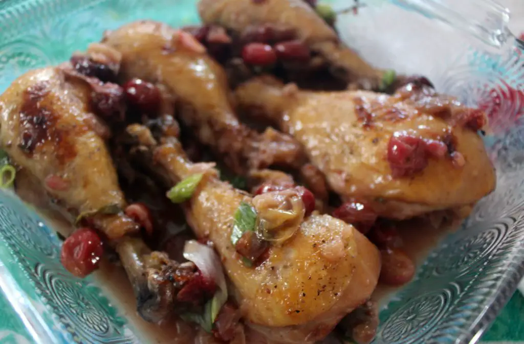Chicken thigh recipe with cranberries