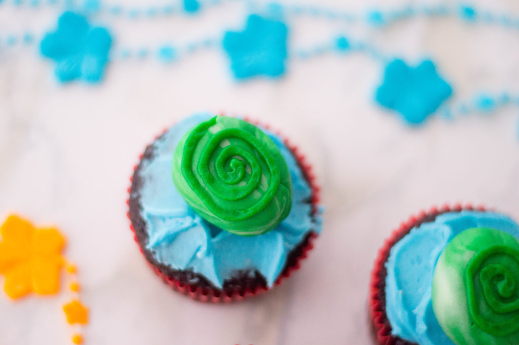 Moana Cupcakes Inspired By The Heart Of Te Fiti Princess Party