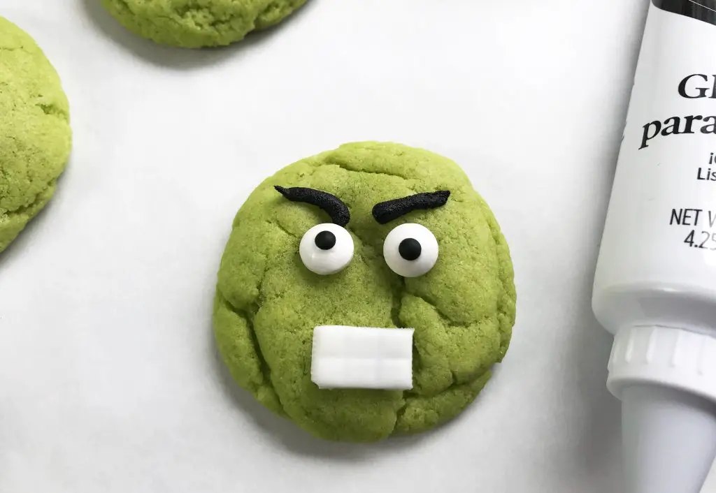 Hulk Cookies Make Face