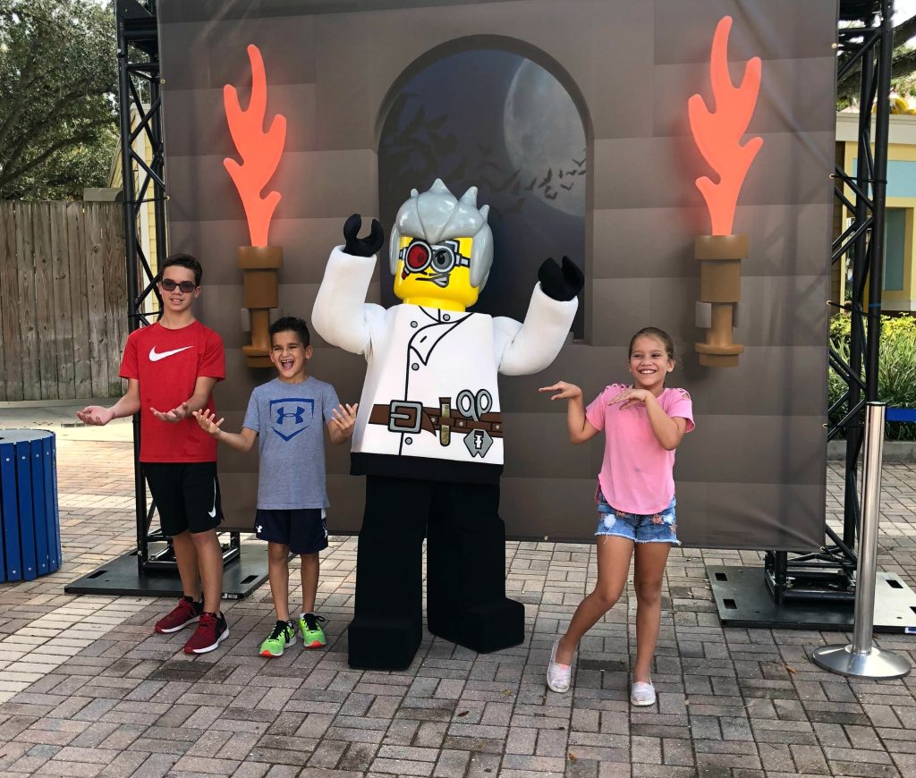 Halloween-Party-Characters-LEGOLAND