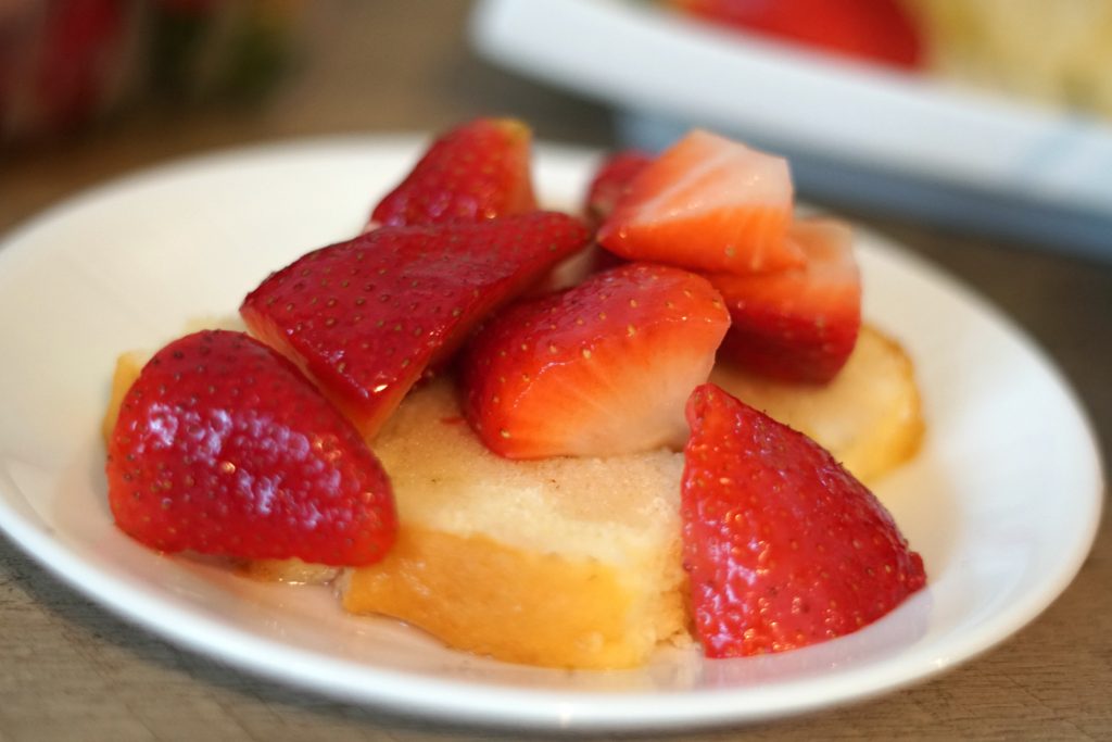 Simple Strawberry Dessert