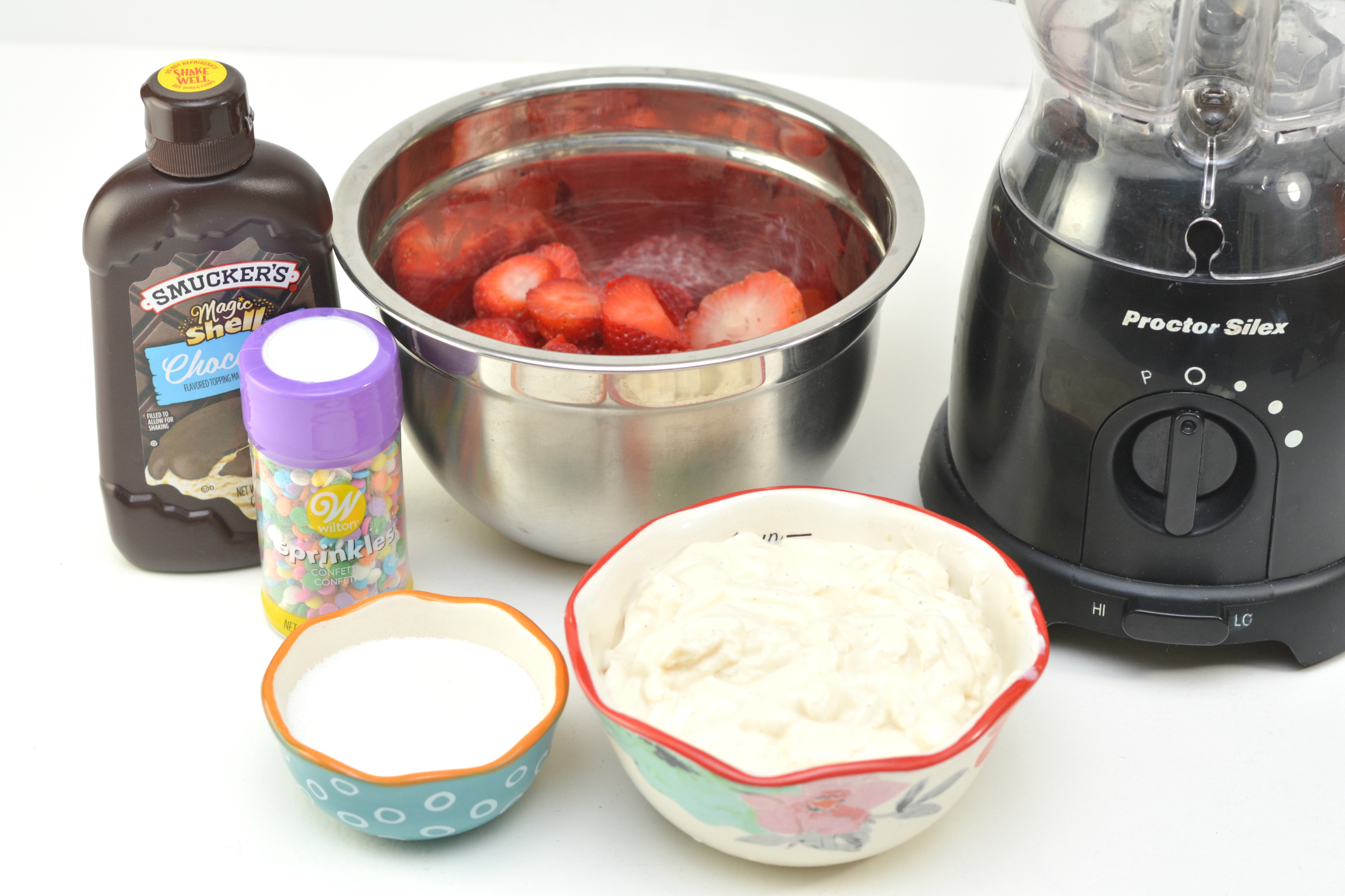 Ingredients to make strawberry fudge pops
