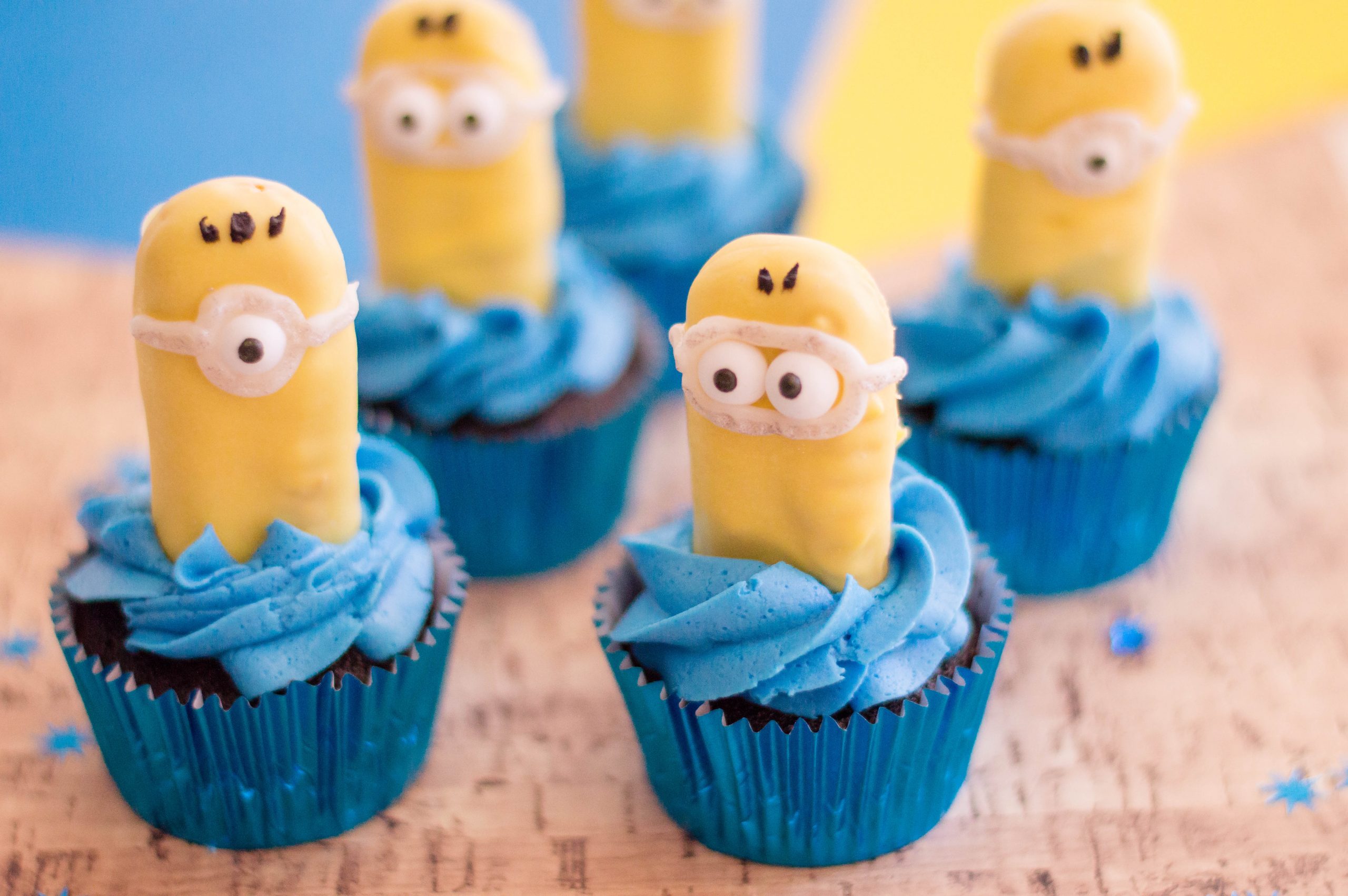 Decorated Minions Themed Cupcakes Recipe