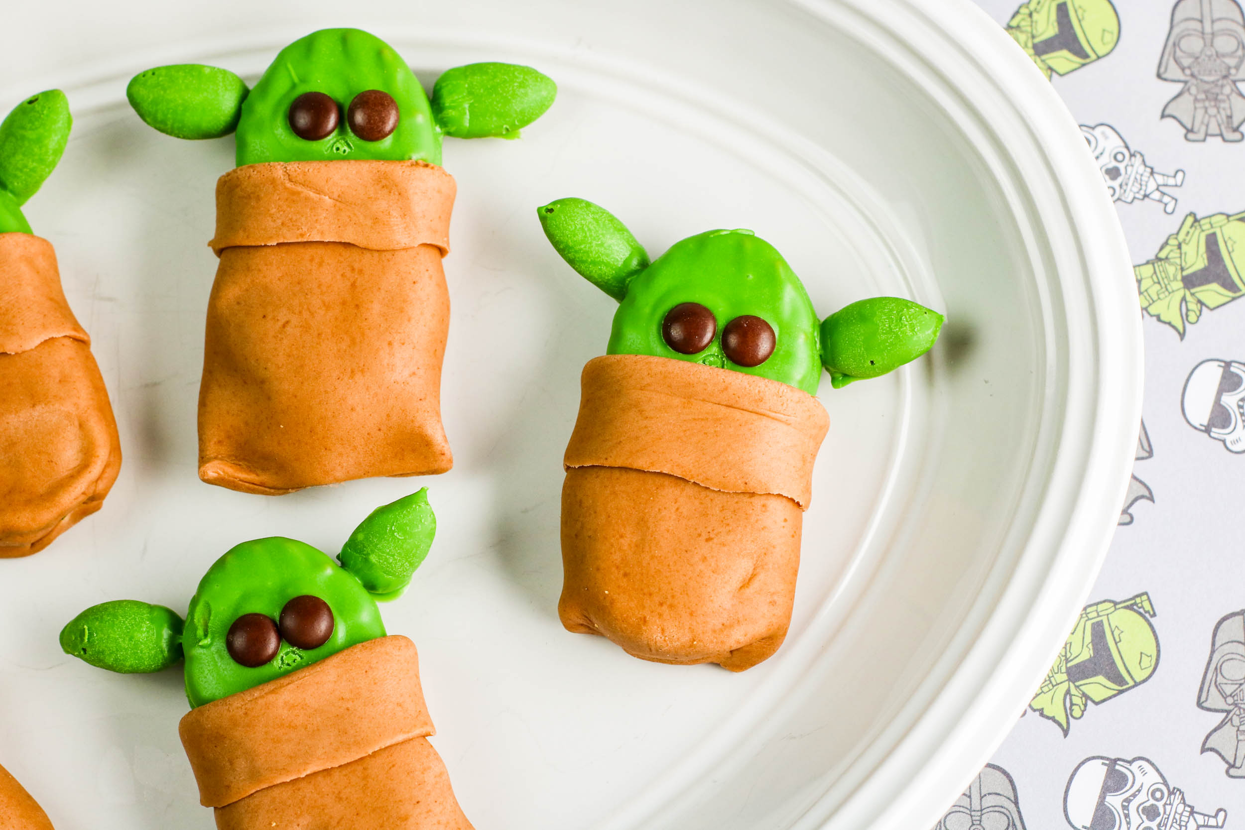 How to Make Baby Yoda Nutter Butters Cookies