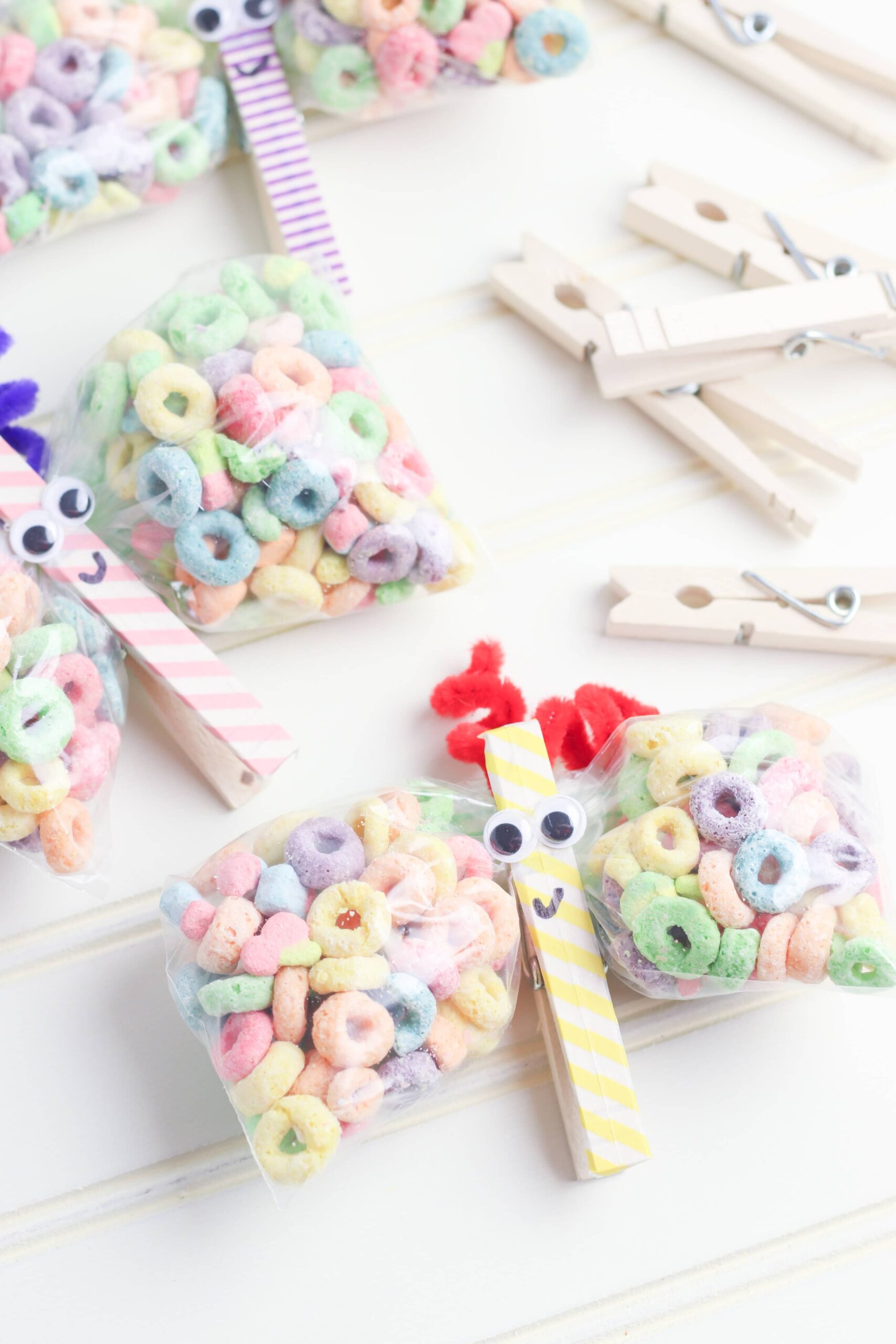 The Easiest DIY Butterfly Snack Bags Idea