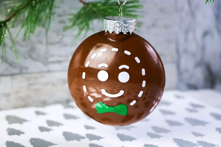 How to Create Personalized Gifts with 3 Cricut Ornaments SVG Designs