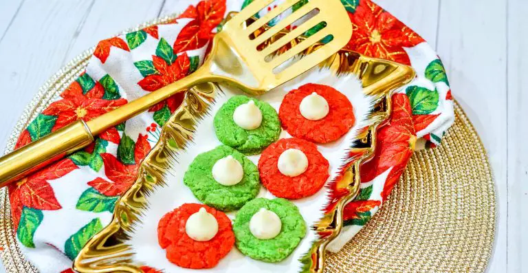 Christmas Sugar Cookie Kisses Recipe – A delicious Sugar Cookie Twist