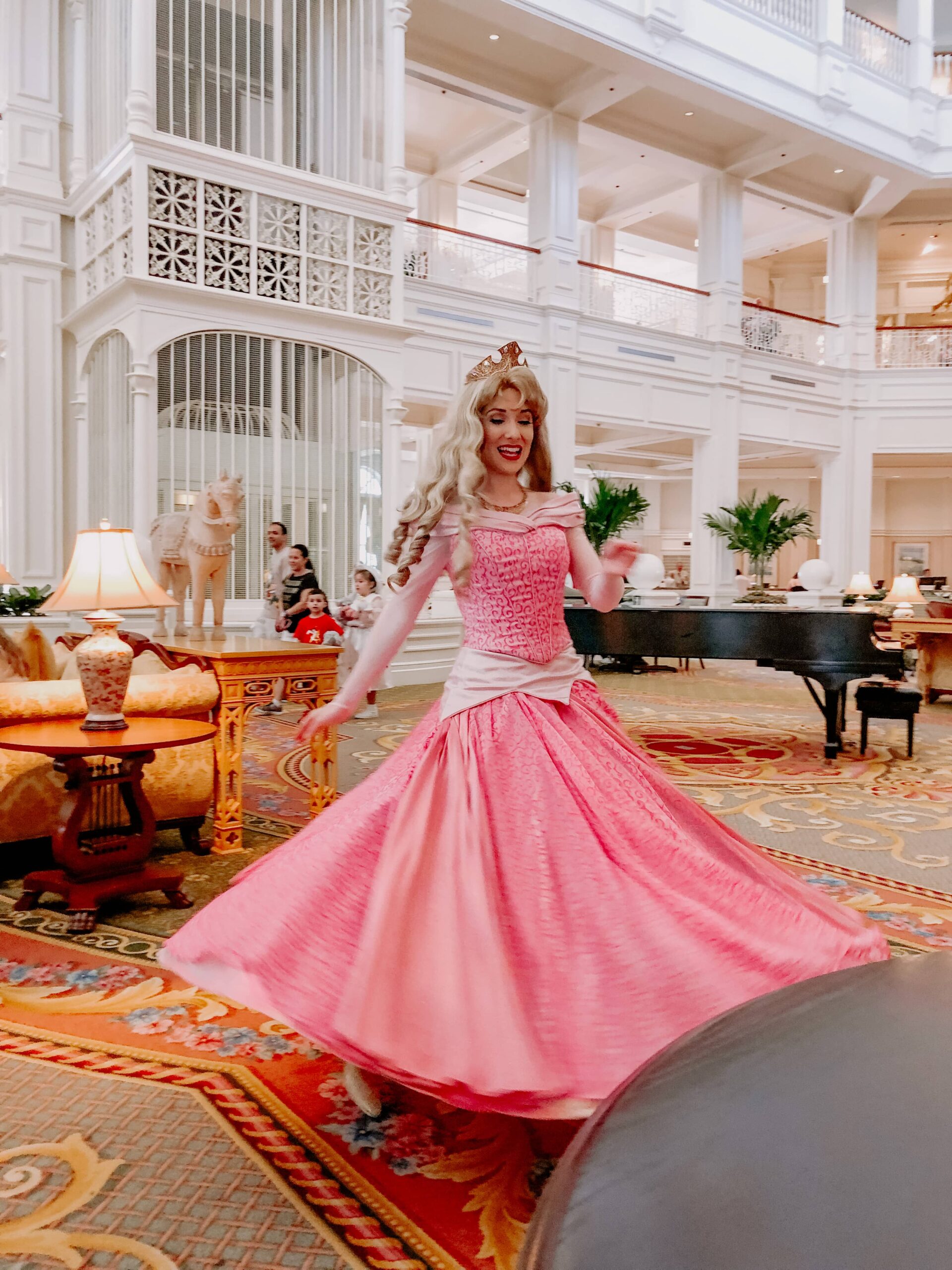 Find Disney Princesses: Walt Disney World Restaurants and Photo Spots