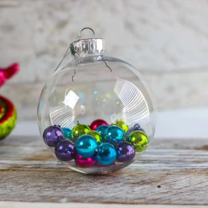 Balls Christmas Ornament Craft for Kids