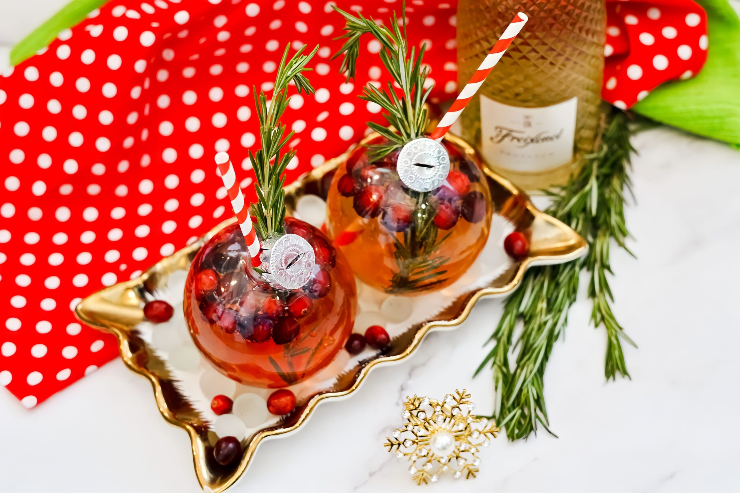 Add some sparkle to your holiday with our Cranberry Mimosa Ball Ornament Recipe