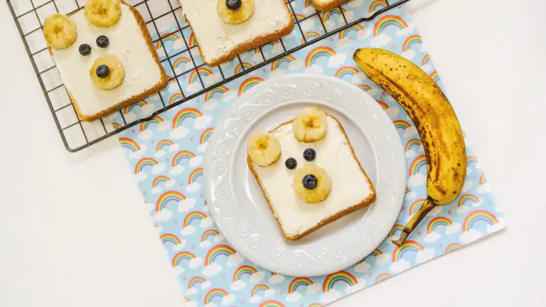 Easy Polar Bear Toast Breakfast for Kids