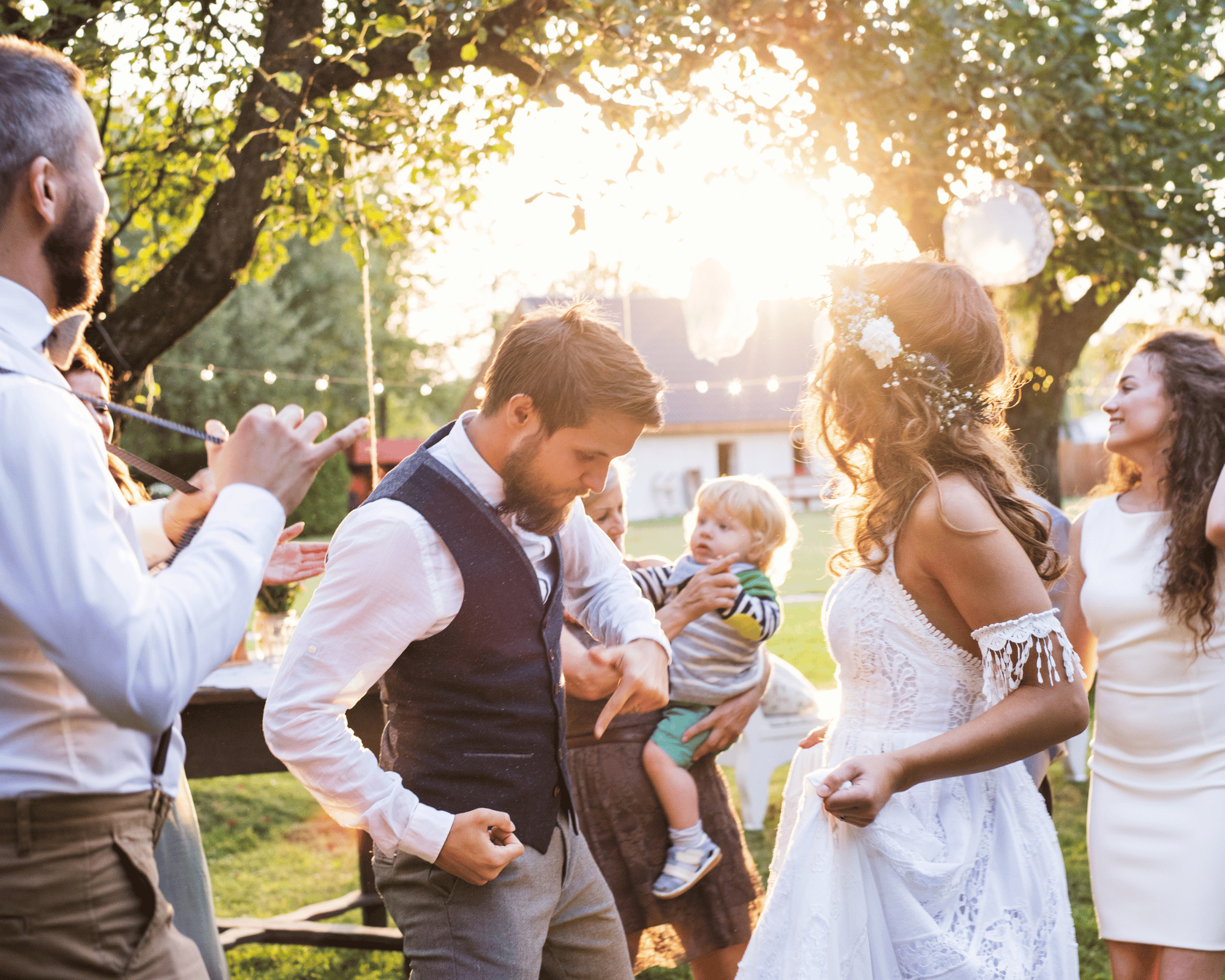 How to Plan an Incredible Backyard Wedding
