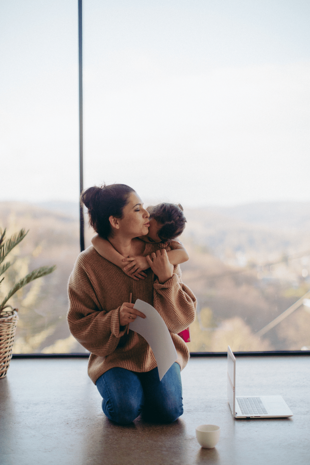 Financial Planning for Working Mothers: Strategies for Long-Term Stability