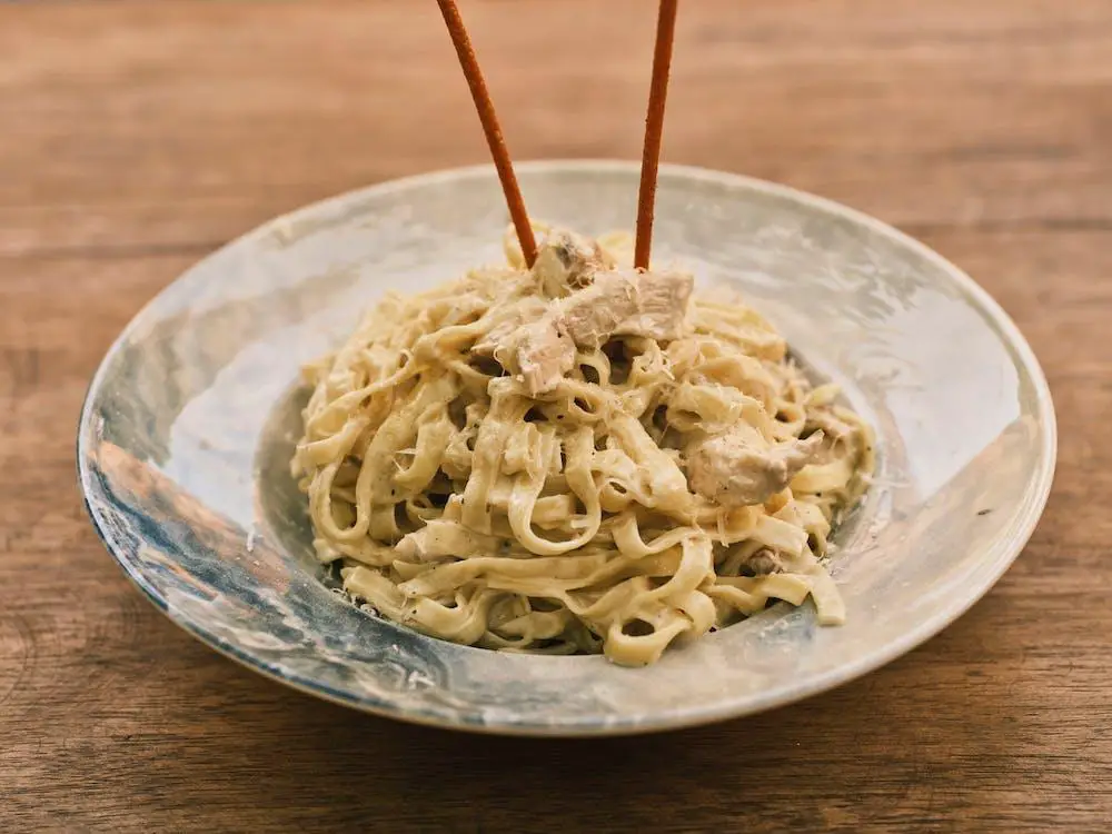 How To Make The Perfect Restaurant-Style Chicken Alfredo At Home
