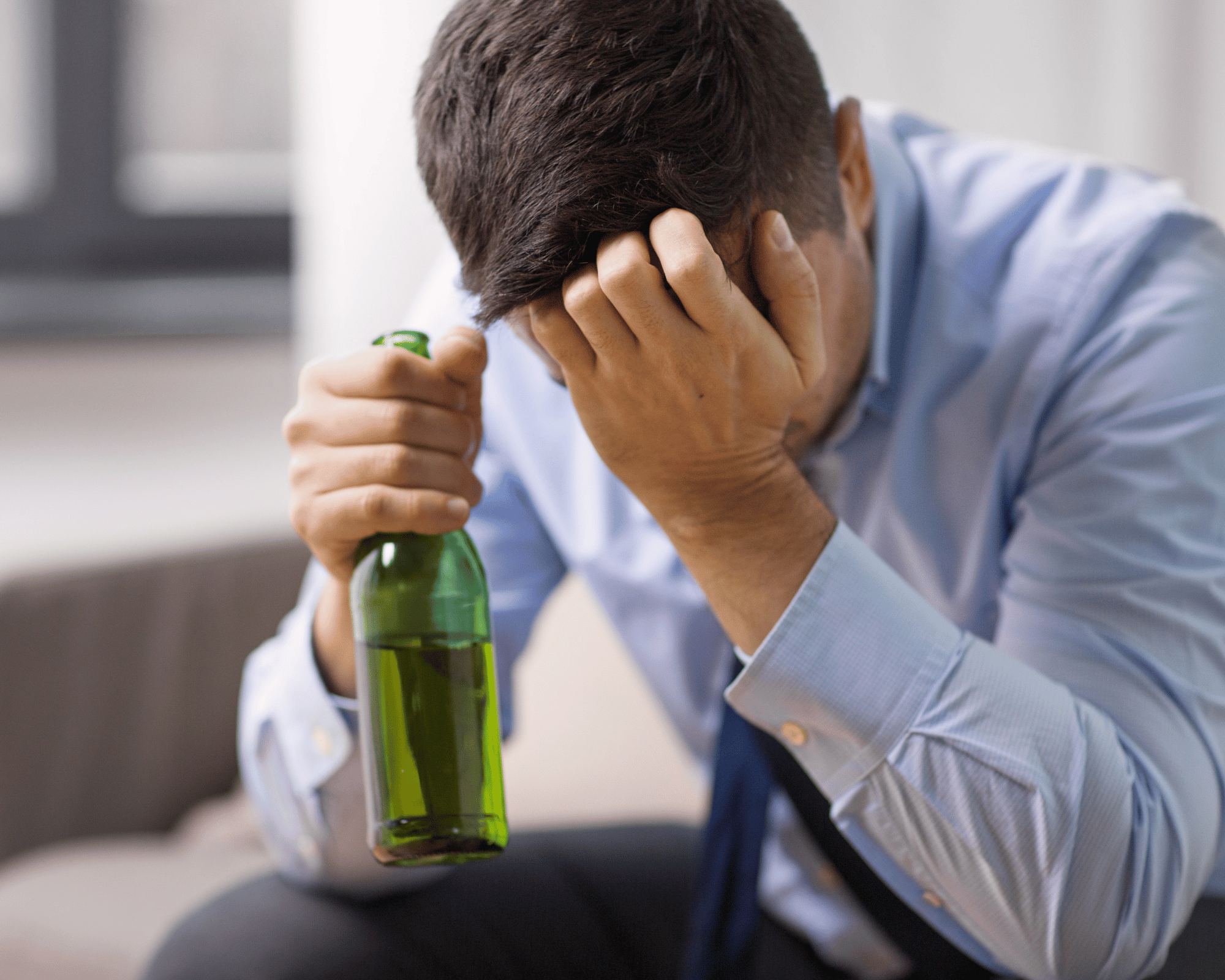 5 Telltale Signs a Recovering Alcoholic Has Started Drinking Again
