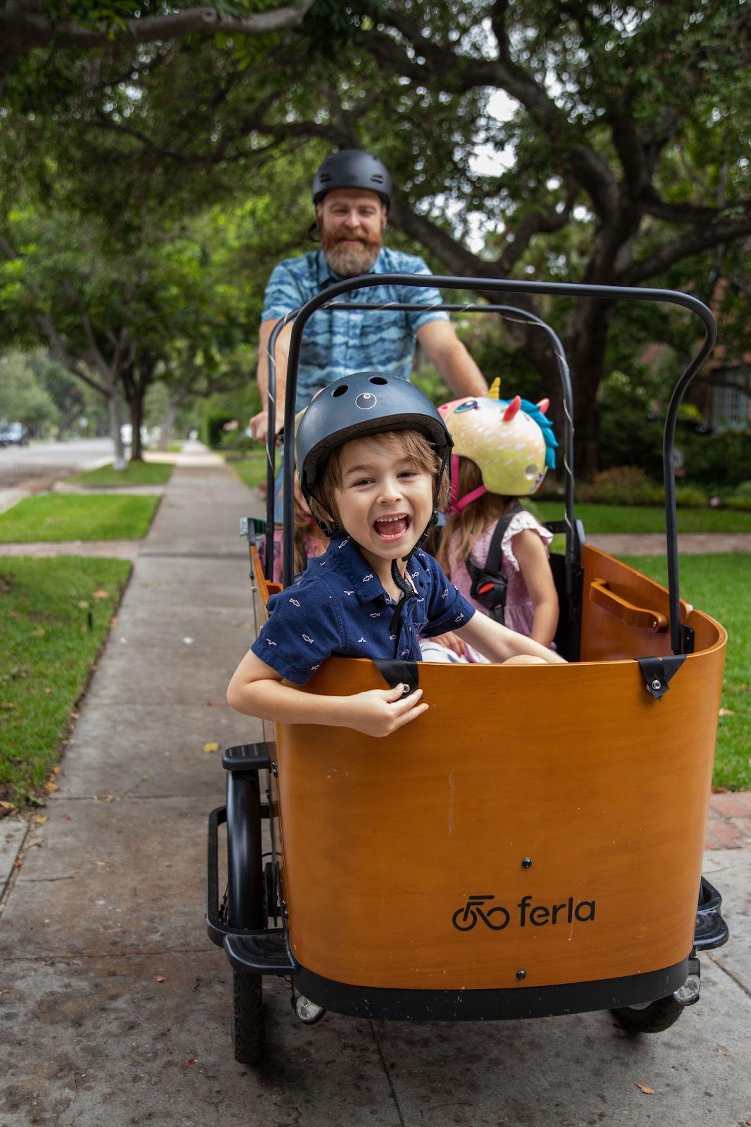 Pedal-Powered Parenting: How Cargo Bikes Are Redefining Family Transportation