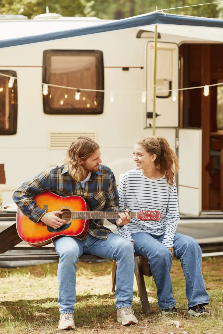 7 RV Types: How To Choose the Best One for Your Needs?
